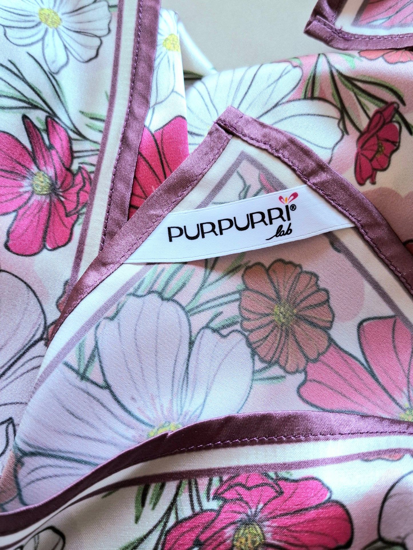 Foulard carré 70cm Cosmos