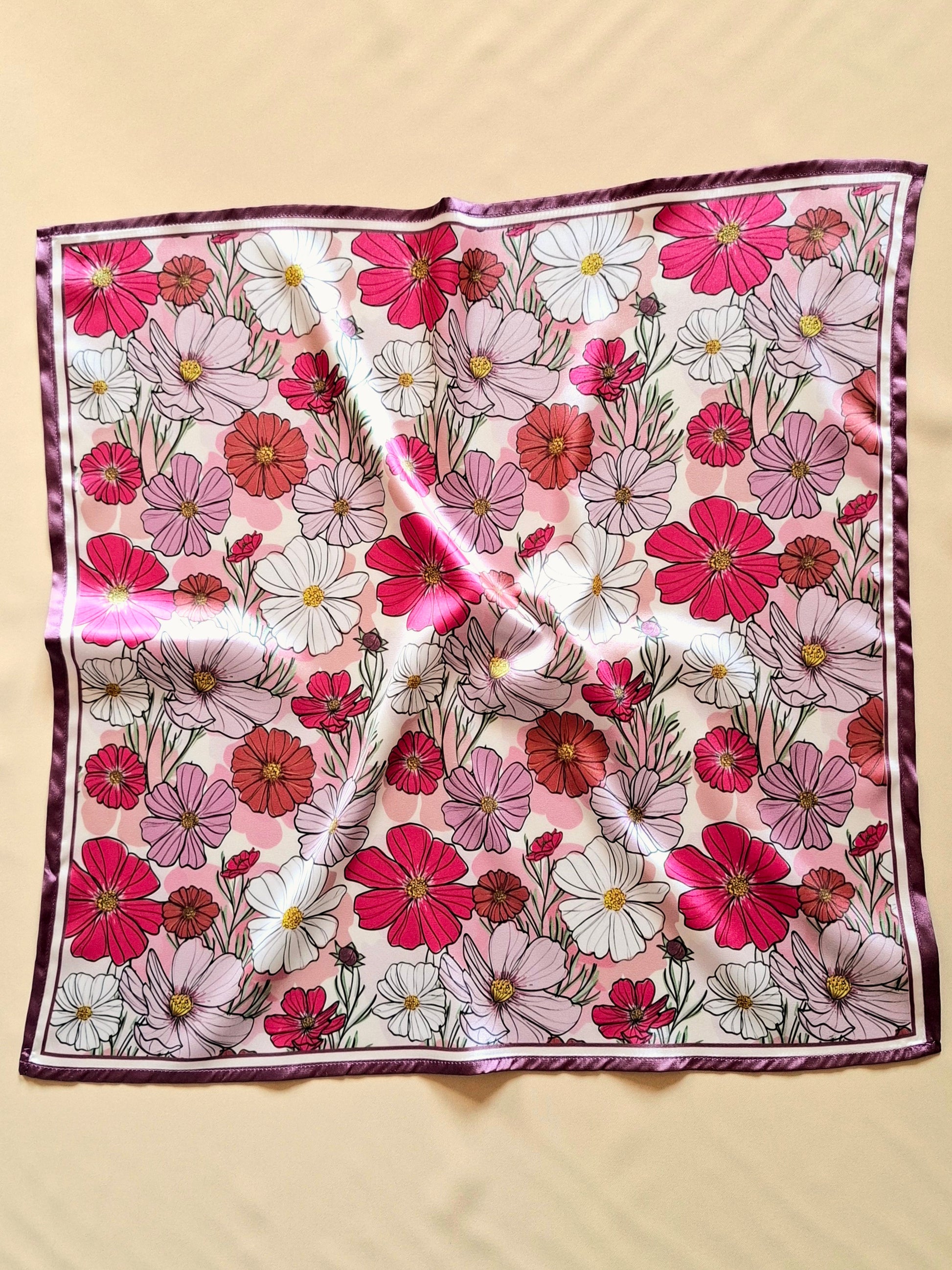 Foulard 50 x 50 pattern cosmos 